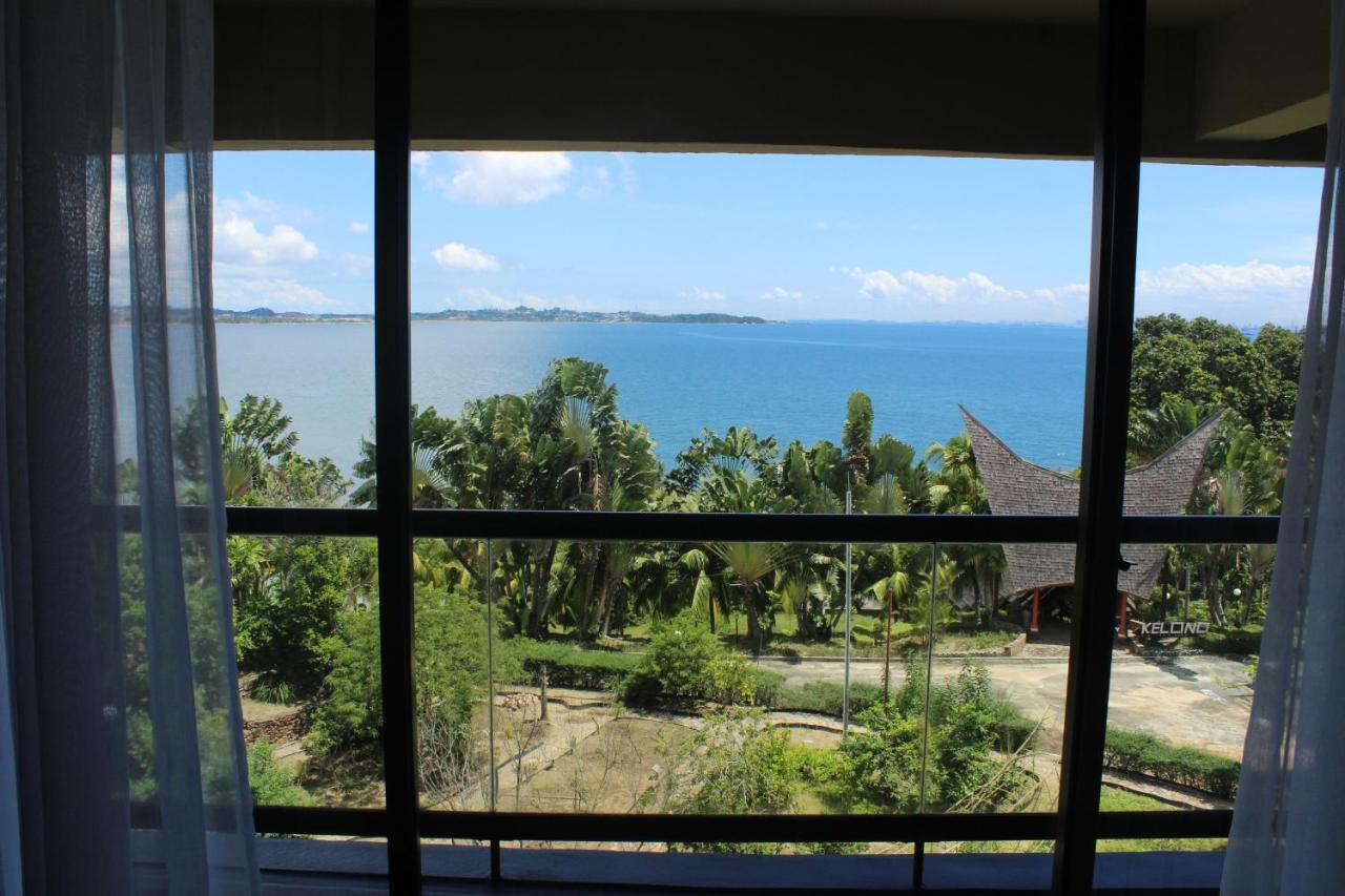Batam View Beach Resort Нонгса Экстерьер фото