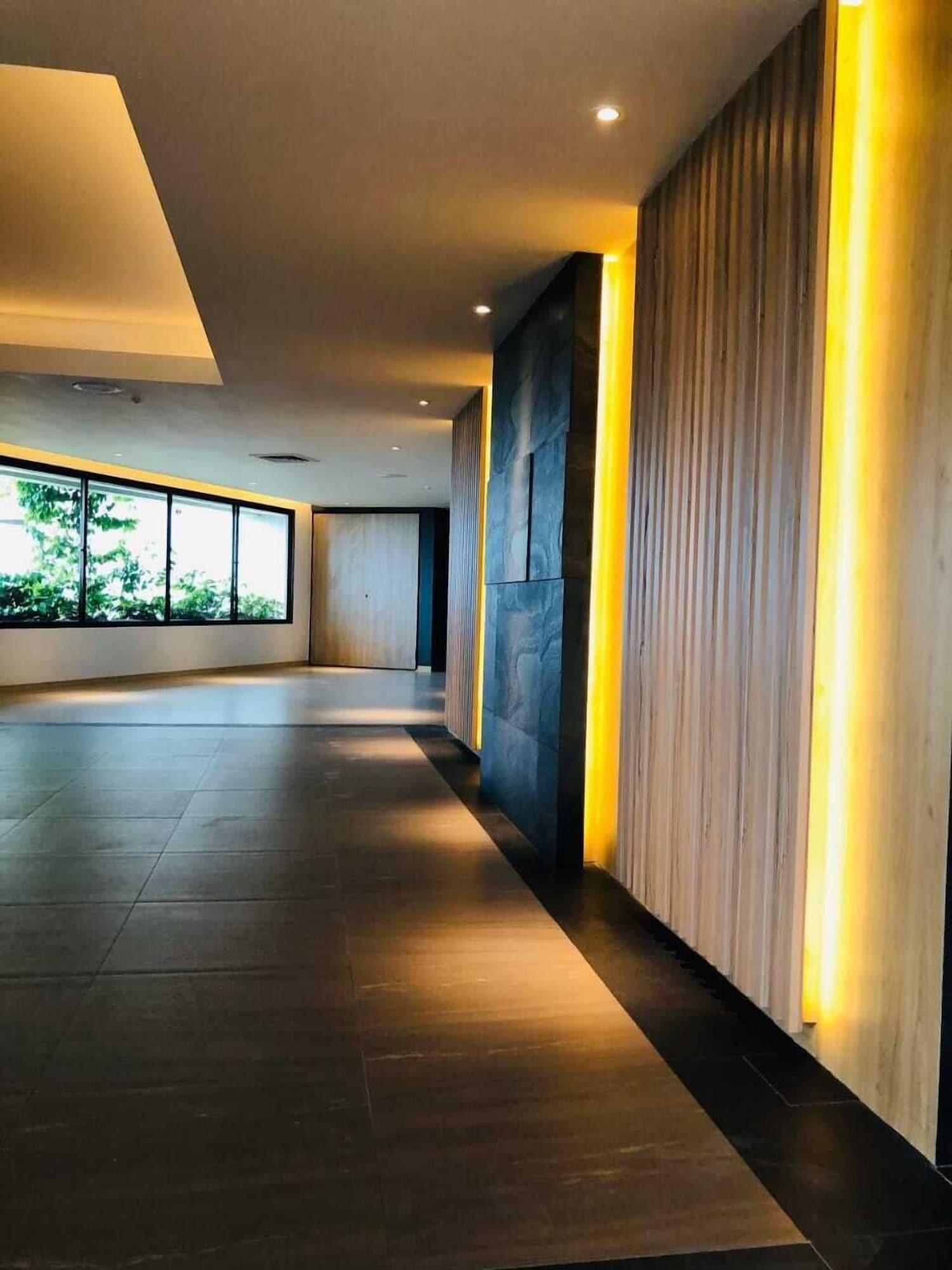 Batam View Beach Resort Нонгса Экстерьер фото