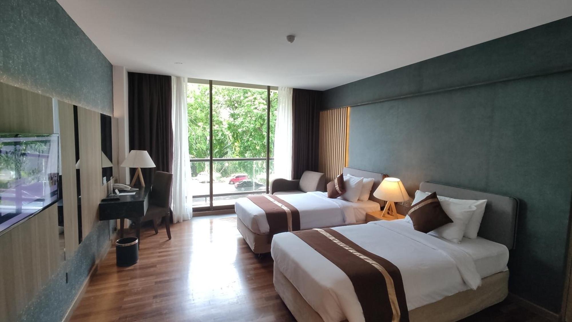Batam View Beach Resort Нонгса Экстерьер фото