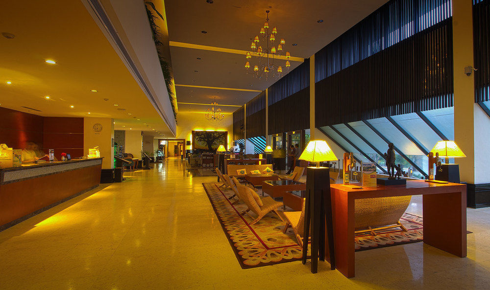 Batam View Beach Resort Нонгса Экстерьер фото